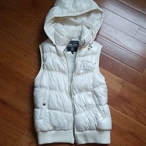White Puffy Vest (detachable hood)